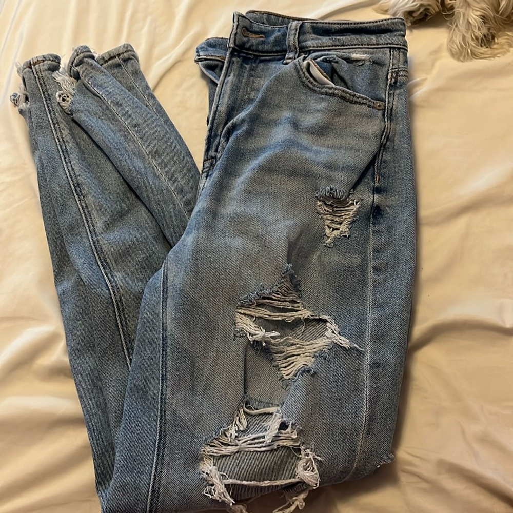 American eagle mom jeans